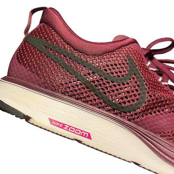 Nike Zoom Women’s Burgundy Running Sneakers - Picture 4 of 6